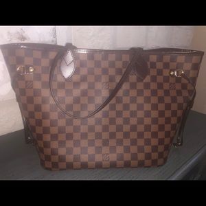 Louis Vuitton Neverfull MM